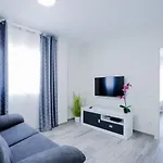 Apartment Mar De Lux A31 *